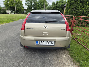 Citroen C4 (1 фото из 5)