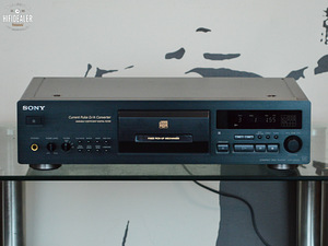 Sony CDP-XB930 (1 foto / 1)