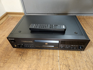 Sony CDP-XB930 Stereo Compact Disc Player (3 фото из 4)