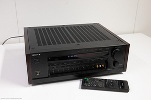 Sony TA-AV670 Audio Amplifier (1 foto / 2)