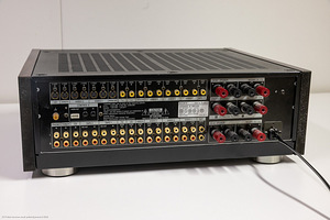 Sony TA-AV670 Audio Amplifier (2 foto / 2)