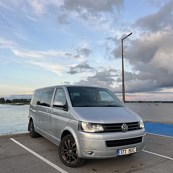 Volkswagen T5 Caravelle 2012 2.0TDI 132 кВт
