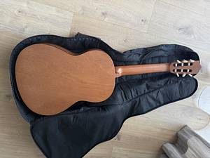 YAMAHA C3OM KLASSIKALINE KITARR NATURAALNE MATTE (3 foto / 4)