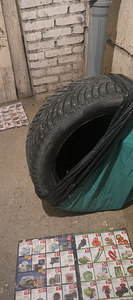 Продам Резину Зимнюю (2 фото из 2)