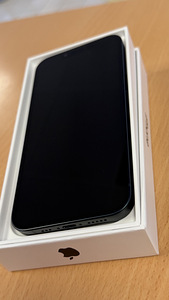 iPhone 13 256Gb Black в хорошем состоянии (2 фото из 3)
