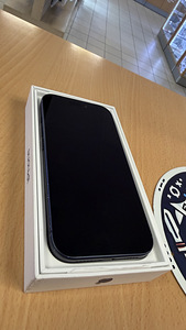 Apple iPhone 17 Pro 256Gb Blue в хорошем состоянии (3 фото из 3)