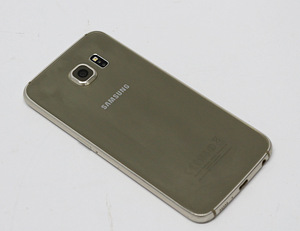 Смартфон Samsung Galaxy S6 (3 фото из 3)