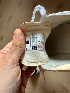 VEJA leather sneakers (2 foto / 4)