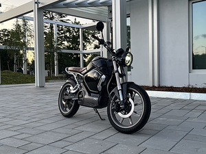 Super Soco TC elektri mootorratas (5 foto / 5)