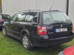 Volkswagen Passat 1.9tdi механика 268k (11 фото из 13)