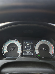 2008 Jaguar XF 2.7 TDV6 152kw. (7 foto / 8)