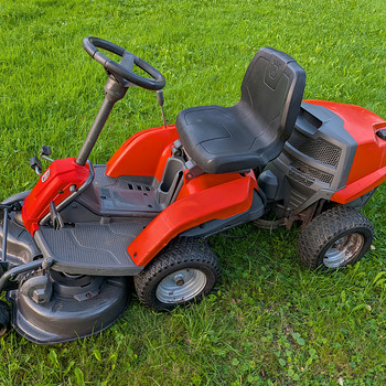 Райдер Husqvarna R111B