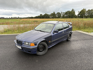 BMW 316i (3 фото из 8)