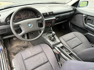 BMW 316i (5 фото из 8)