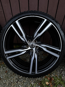 Volvo 21” 5-Double Spoke Diamond Cut (3 фото из 9)
