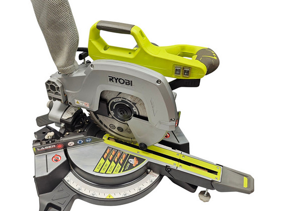 Торцовачная пила Ryobi EMS254L