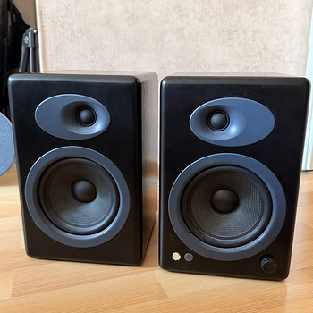 Активные колонки Audioengine A5+ Classic