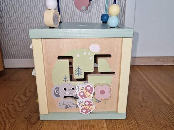 Развивающая игрушка для малышей