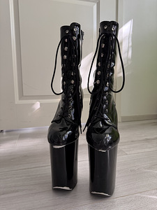 Pleaser postitantsu kingad 9 inch (2 foto / 4)