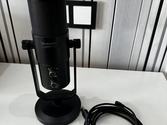 M-AUDIO микрофон Uber