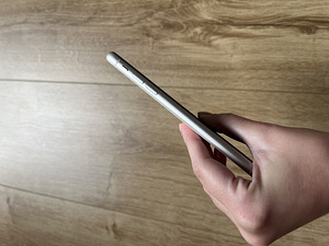 iPhone 11 64gb (5 foto / 7)