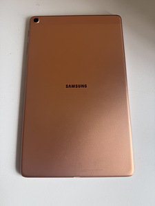 Samsung Galaxy Tab A 10.1 Wi-Fi Gold (2 foto / 2)