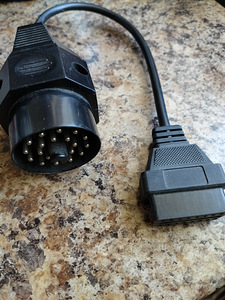 BMW 20-pin — OBD2 адаптер (1 фото из 6)