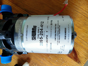Shurflo Trail King 7 Water Pump (2 foto / 7)