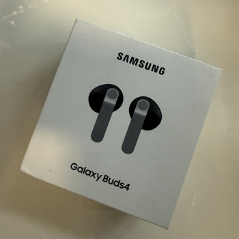 SAMSUNG BUDS 4
