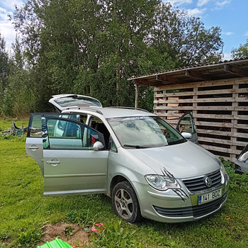 Volkwagen touran