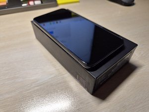 Samsung Galaxy S22 128gb (4 foto / 4)