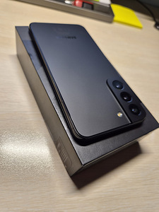 Samsung Galaxy S22 128gb (3 foto / 4)