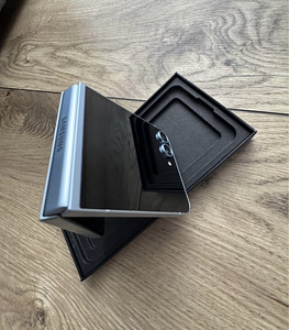 Samsung Flip 6 256 ГБ (3 фото из 4)