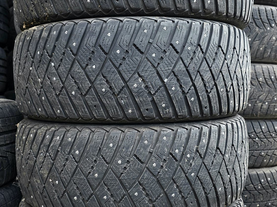 Шины R17 215 55 17 Goodyear 7 мм 4 шт
