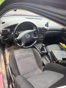 Volkswagen passat (6 foto / 7)