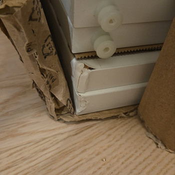 IKEA vannitoakapp ENHET defektiga