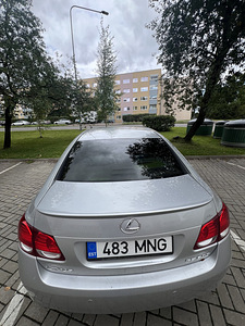 Lexus GS300 (3 foto / 10)