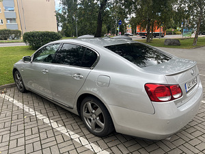Lexus GS300 (6 foto / 10)