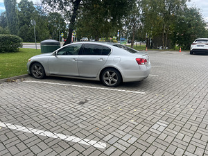 Lexus GS300 (4 foto / 10)