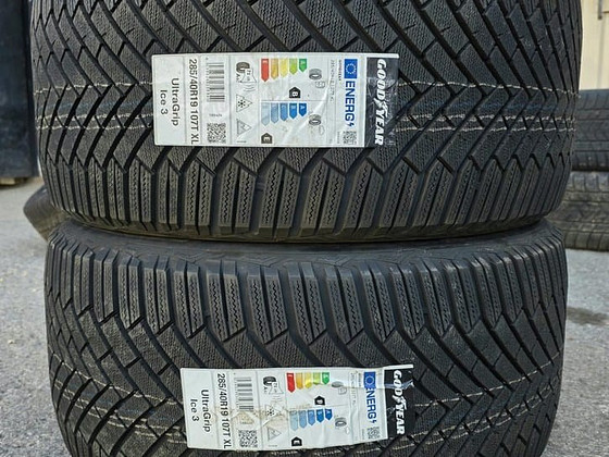 Шины R19 255/45 R19 и 285/40 R19, 2 шт. б/у, 2 шт. новые