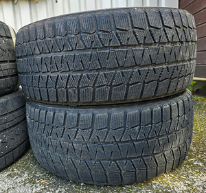 R18 rehvid 245 40 18 bridgetone 6mm 2tk (1 foto / 1)
