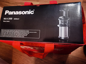 Шнековая соковыжималка Panasonic MJ-L500 (4 фото из 4)