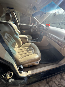 Chrysler 300M (9 фото из 12)