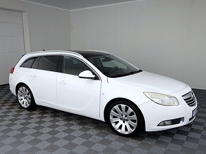 Opel Insignia Cosmo ATM 2.0 CDTi 118kW (1 фото из 8)