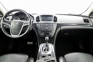 Opel Insignia Cosmo ATM 2.0 CDTi 118kW (5 фото из 8)