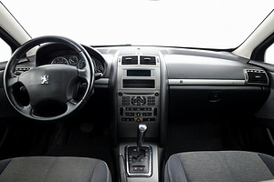 Peugeot 407 Elegance ATM 2.0 100kW (5 foto / 7)
