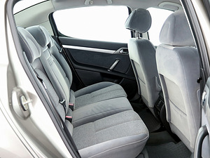 Peugeot 407 Elegance ATM 2.0 100kW (7 foto / 7)