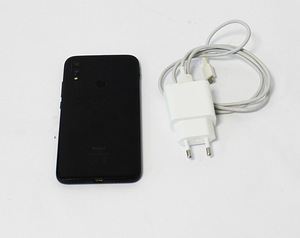Mobiiltelefon Redmi 7 32GB 3GB RAM Lunar Red (3 foto / 3)
