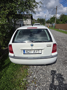 Skoda Octavia (3 фото из 4)