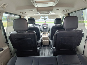 Lancia Voyager 2.8crd 2012a (8 foto / 14)